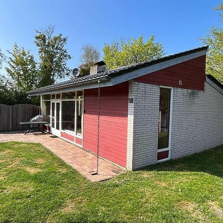 Knusse Bungalow Op Groen Park! Ouddorp Dış mekan fotoğraf