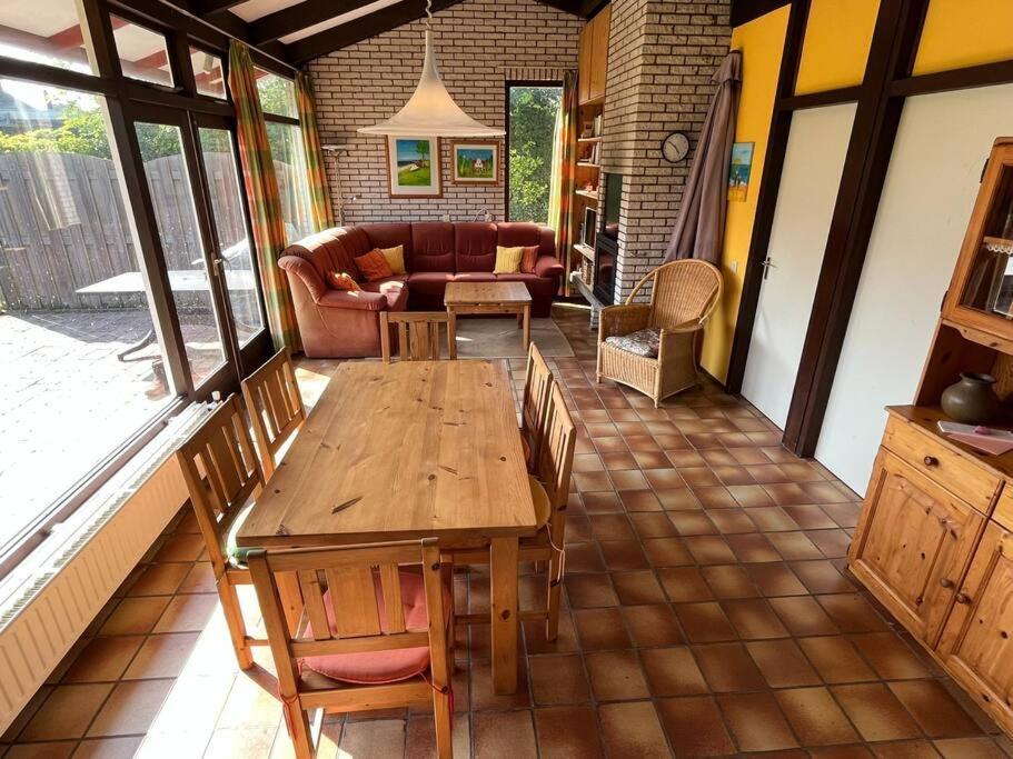Knusse Bungalow Op Groen Park! Ouddorp Dış mekan fotoğraf