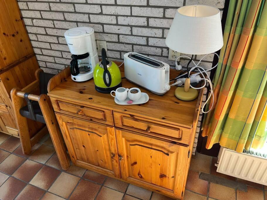 Knusse Bungalow Op Groen Park! Ouddorp Dış mekan fotoğraf