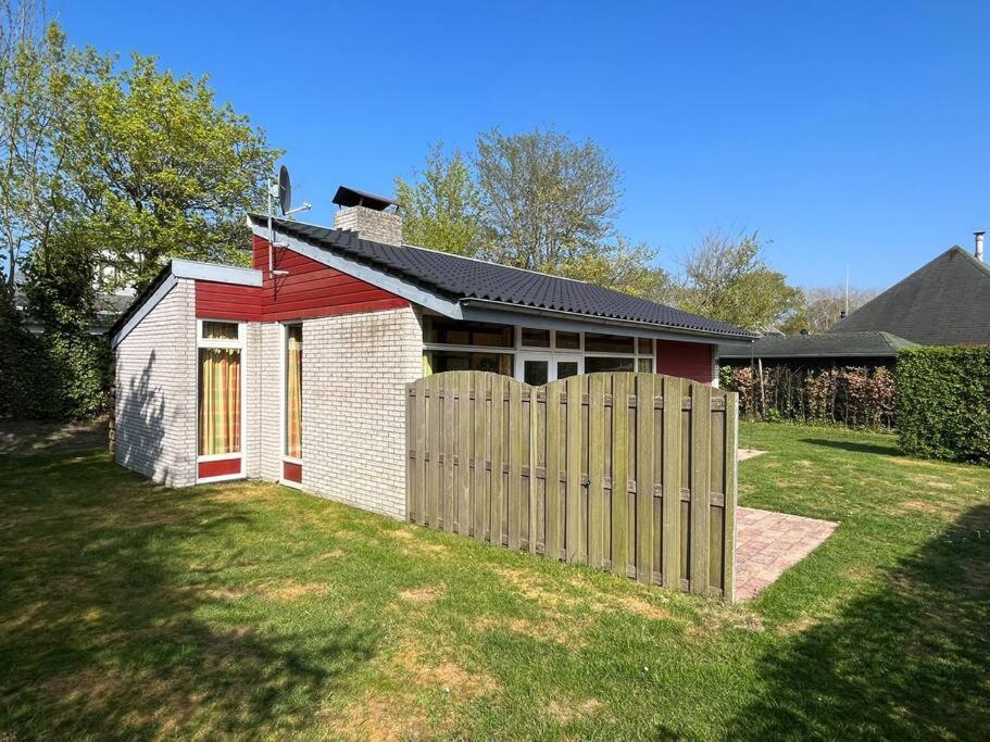 Knusse Bungalow Op Groen Park! Ouddorp Dış mekan fotoğraf